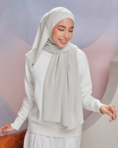 Flo - Linen Grey (Chinstrap) Reject