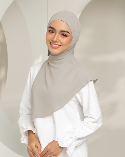 Hari - Woody Ash (Chinstrap)