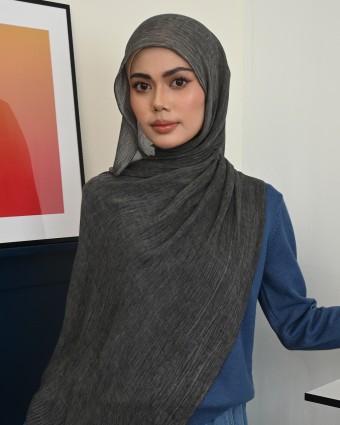 Aurra Shawl - Smoke Gray