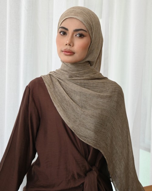 Aurra Shawl - Mocha Coffee