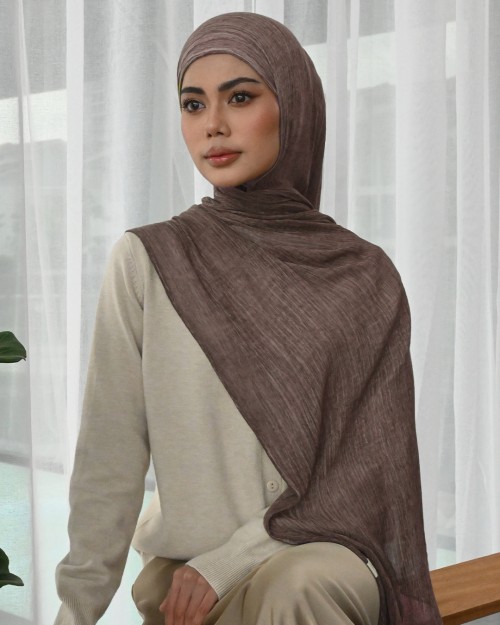 Aurra Shawl - Burnt Chestnut