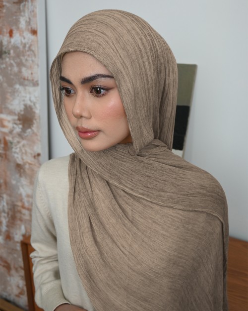 Aurra Shawl - Barley Brown