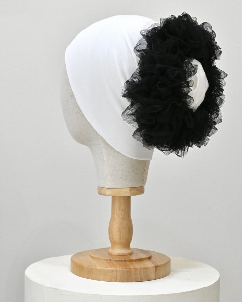 Fluff Scrunchie - Black