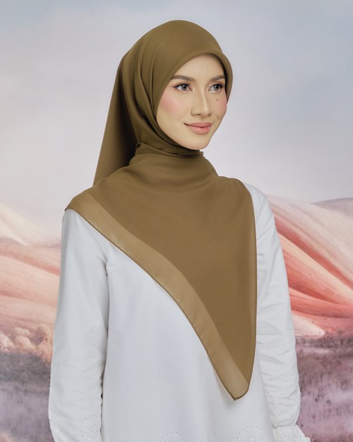 48 - HONEY BROWN