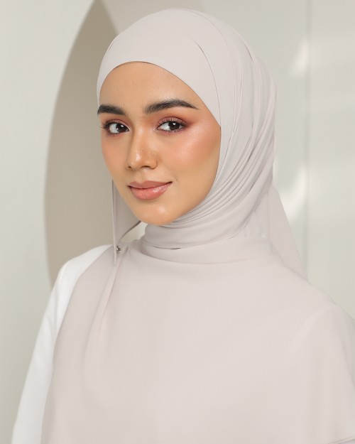 Hari - Vintage Beige (Chinstrap)