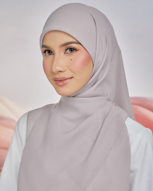 48 - SIMPLY TAUPE