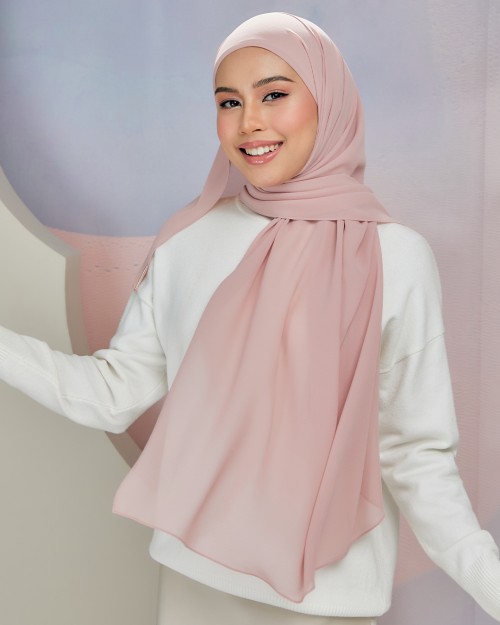 Flo - Peach Blush (Chinstrap)