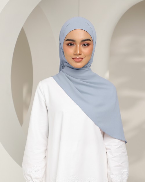 Hari - Cadet Blue  (Chinstrap)