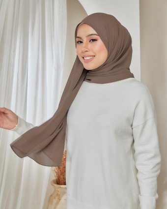 Flo Shawl - Tiramisu Cake