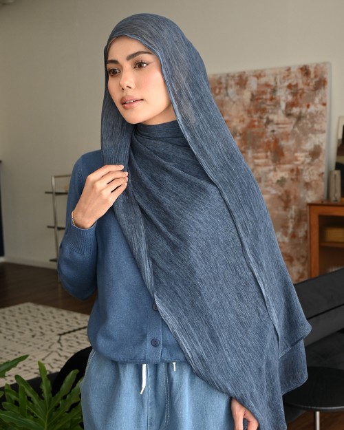 Aurra Shawl - Shadow Blue