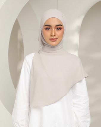 Hari - Vintage Beige (Chinstrap)