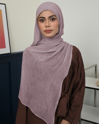 Aurra Shawl - Berry Crush