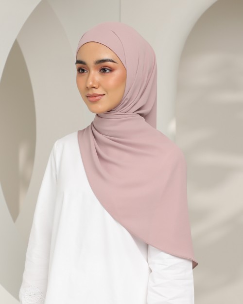 Reject Hari Instant - Chestnut Rose (Chinstrap) DISPLAY UNIT