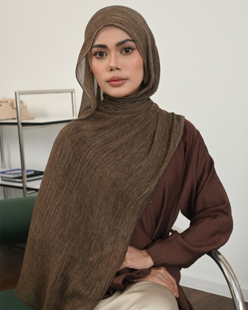 Aurra Shawl - Deep Espresso