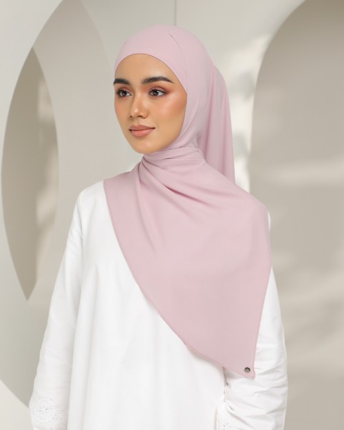 Hari - Confetti Rose (Chinstrap)