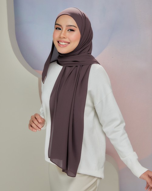 Flo - English Violet (Chinstrap)