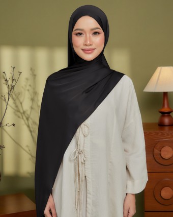 Suri - Black (Reject) Suri - Black (Reject)