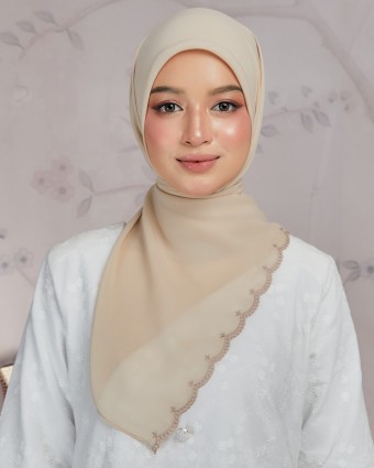 RONA SULAM - SPONGE CAKE (REJECT) RONA SULAM - SPONGE CAKE (REJECT)