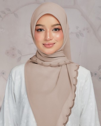 RONA SULAM - CROISSANT (REJECT) RONA SULAM - CROISSANT (REJECT)