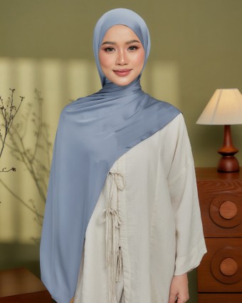 Suri - Cosmo Blue (Reject) Suri - Cosmo Blue (Reject)