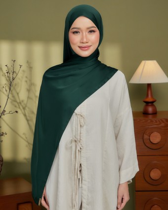 Suri - Emerald Green (Reject) Suri - Emerald Green (Reject)