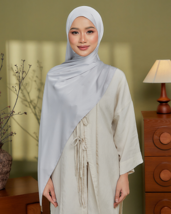 Suri - Silver (Reject) Suri - Silver (Reject)