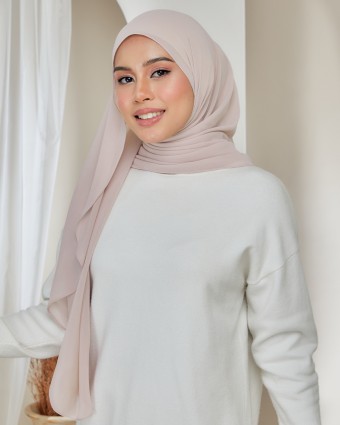 Flo Shawl - Summer Sand (Reject) Flo Shawl - Summer Sand (Reject)